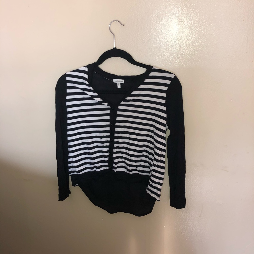 Black and white long sleeve top
